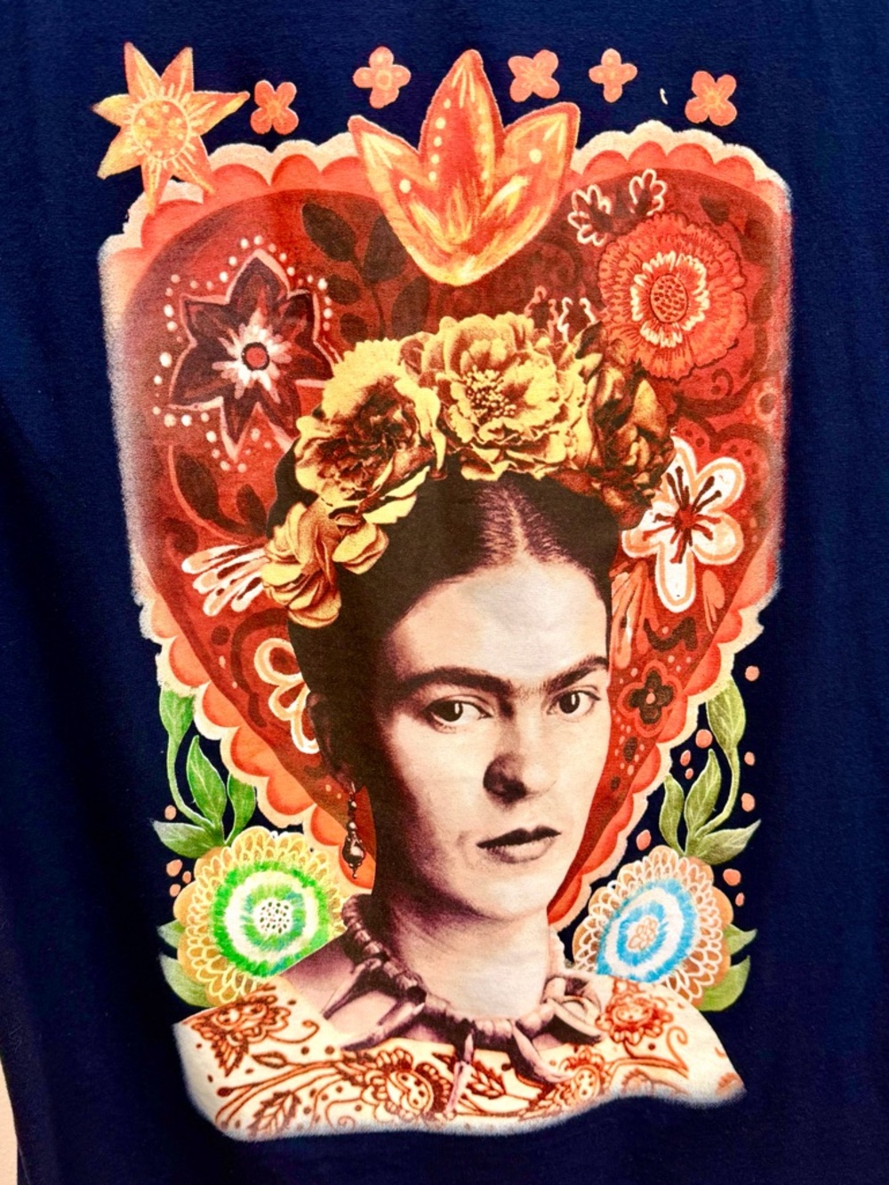 Frida Kahlo x Jerry Leigh of California, Inc. 🌼 Frida Portrait Tee - Picture 2 of 4